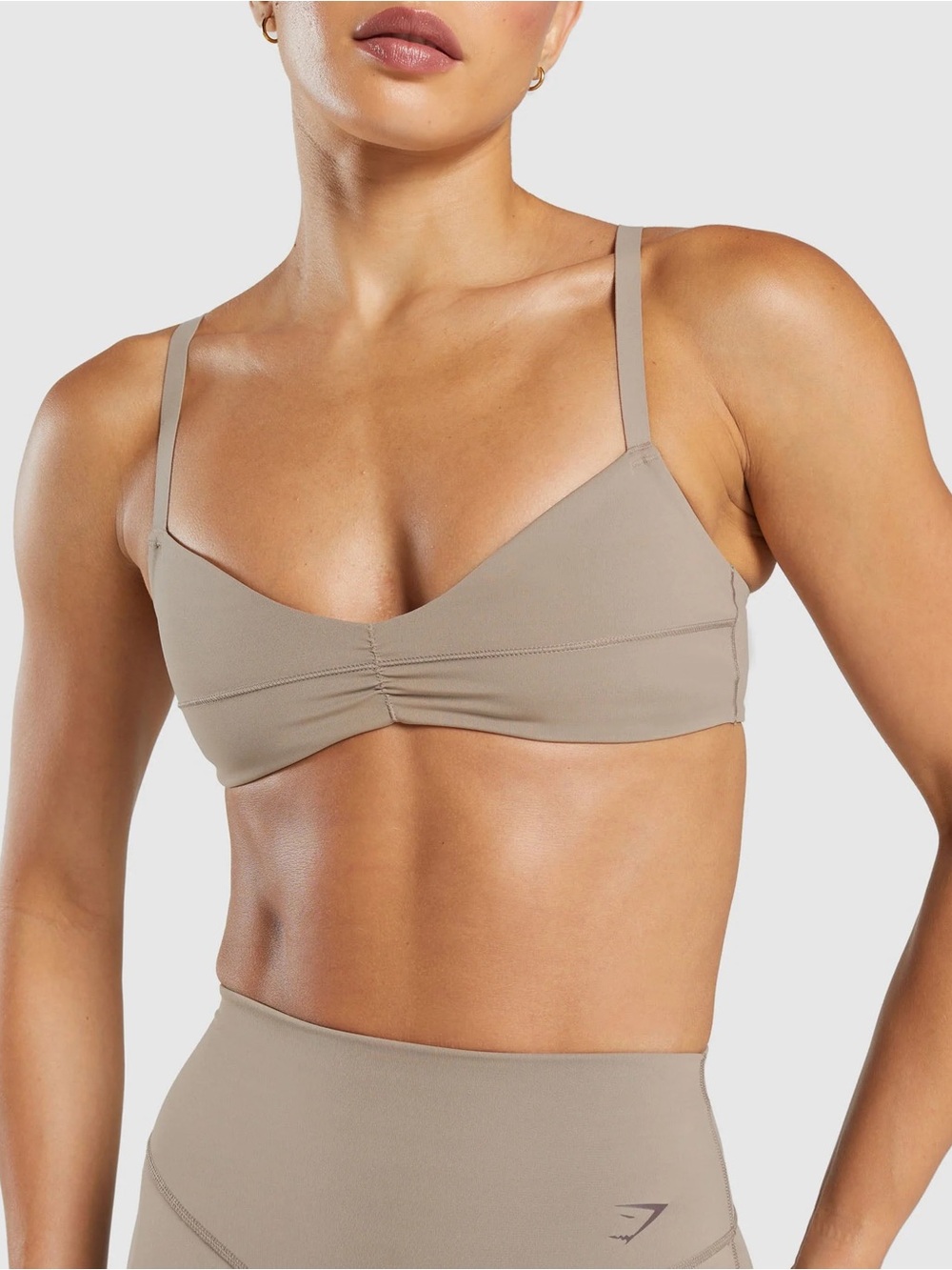 Gymshark Elevate Ruched Sports Bra - Taupe